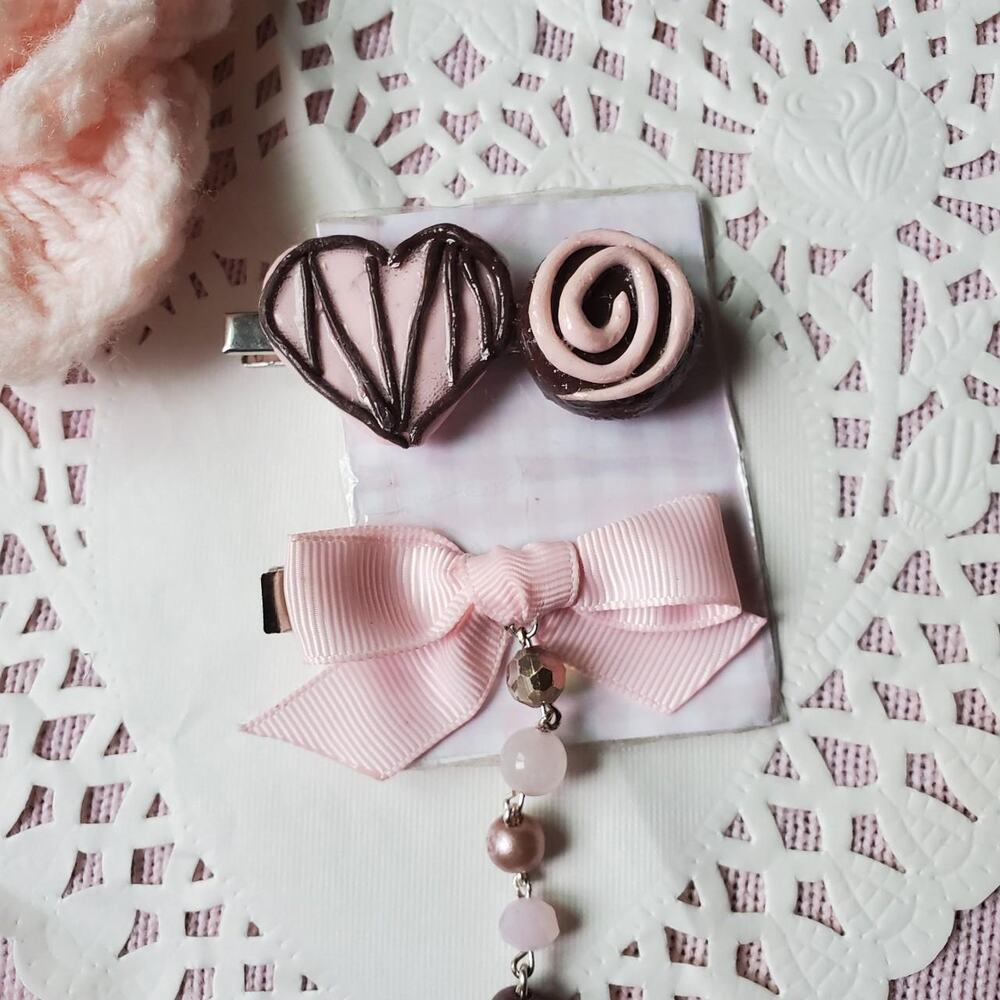 Pastel pink and brown chocolate hair clips set
